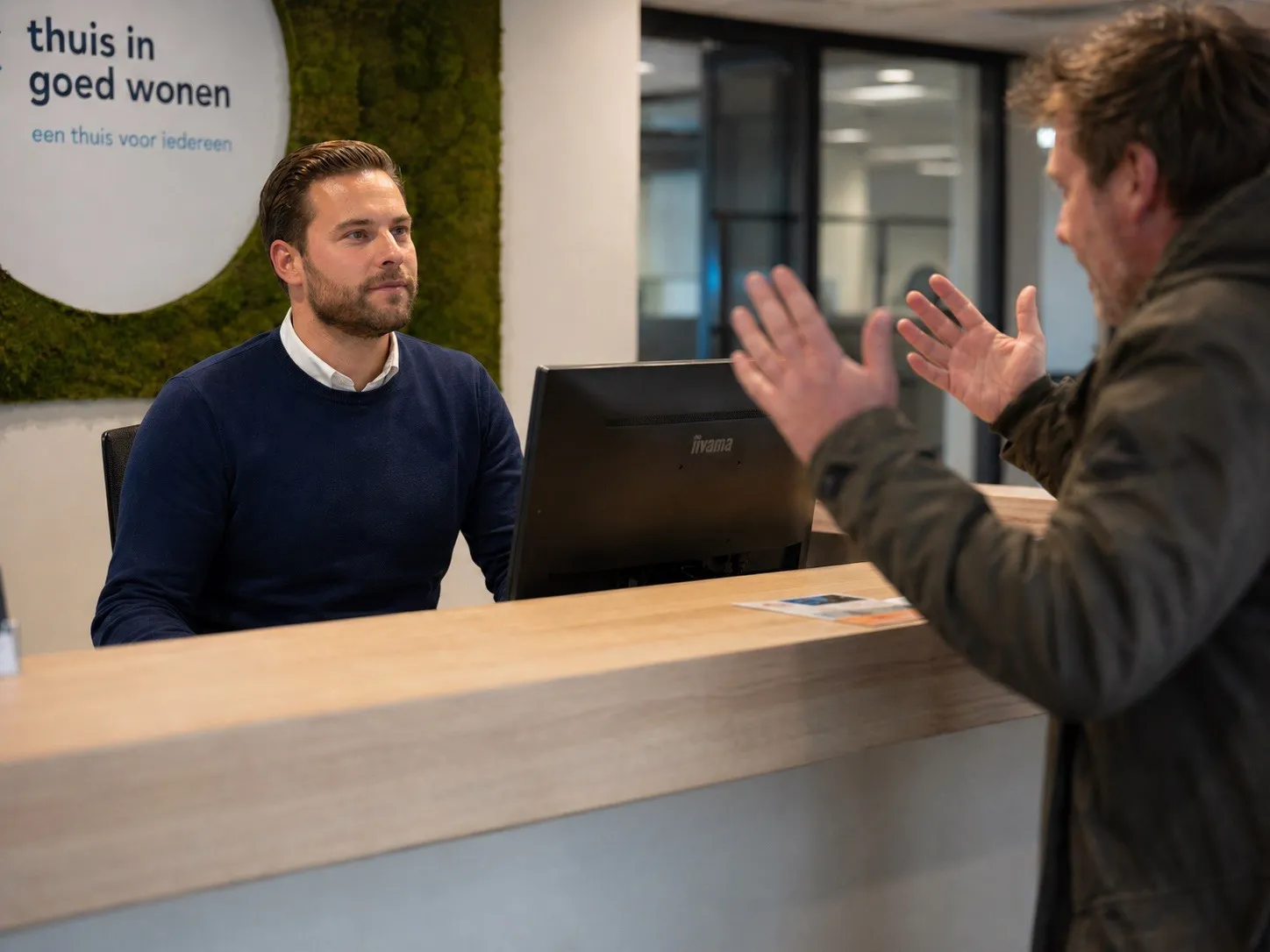 Alarmknop balie woningcorporatie 2